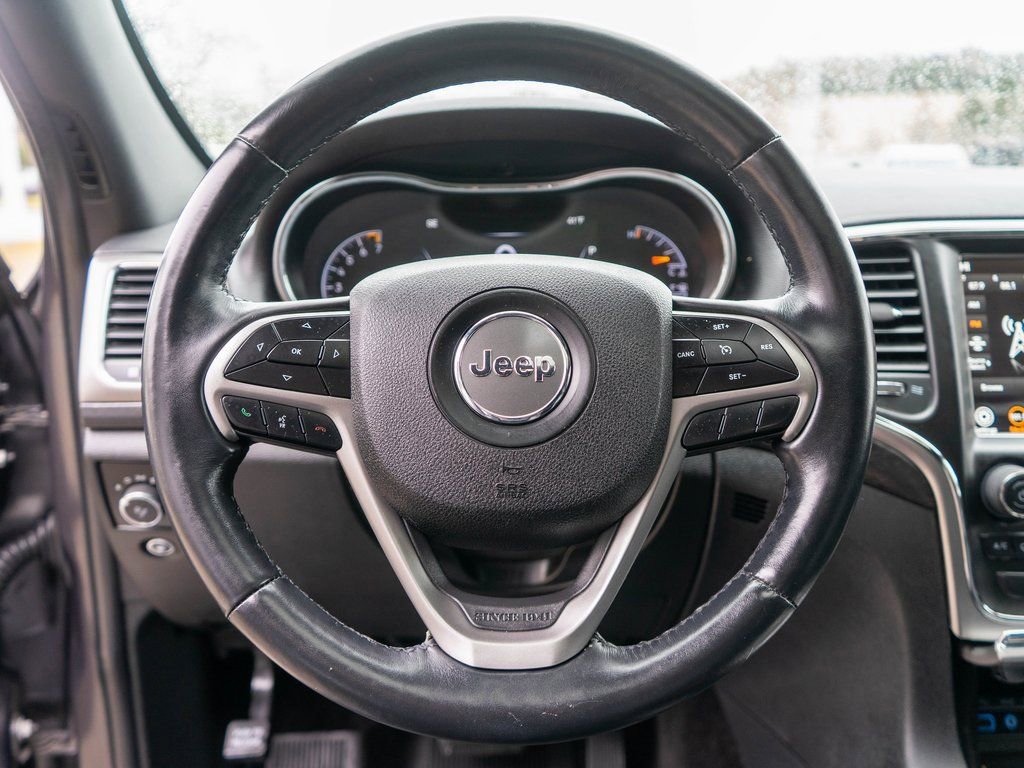Used 2018 Jeep Grand Cherokee Altitude image 16