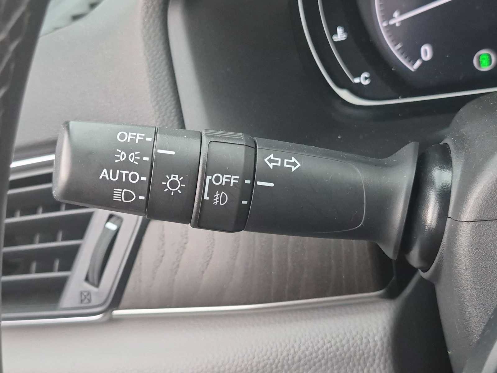 Used 2018 Honda Accord Touring image 27
