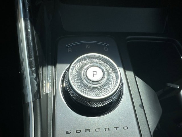 New 2025 Kia Sorento EX image 32