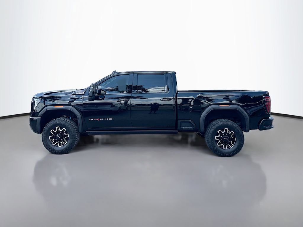 Used 2025 GMC Sierra 2500 AT4X image 4
