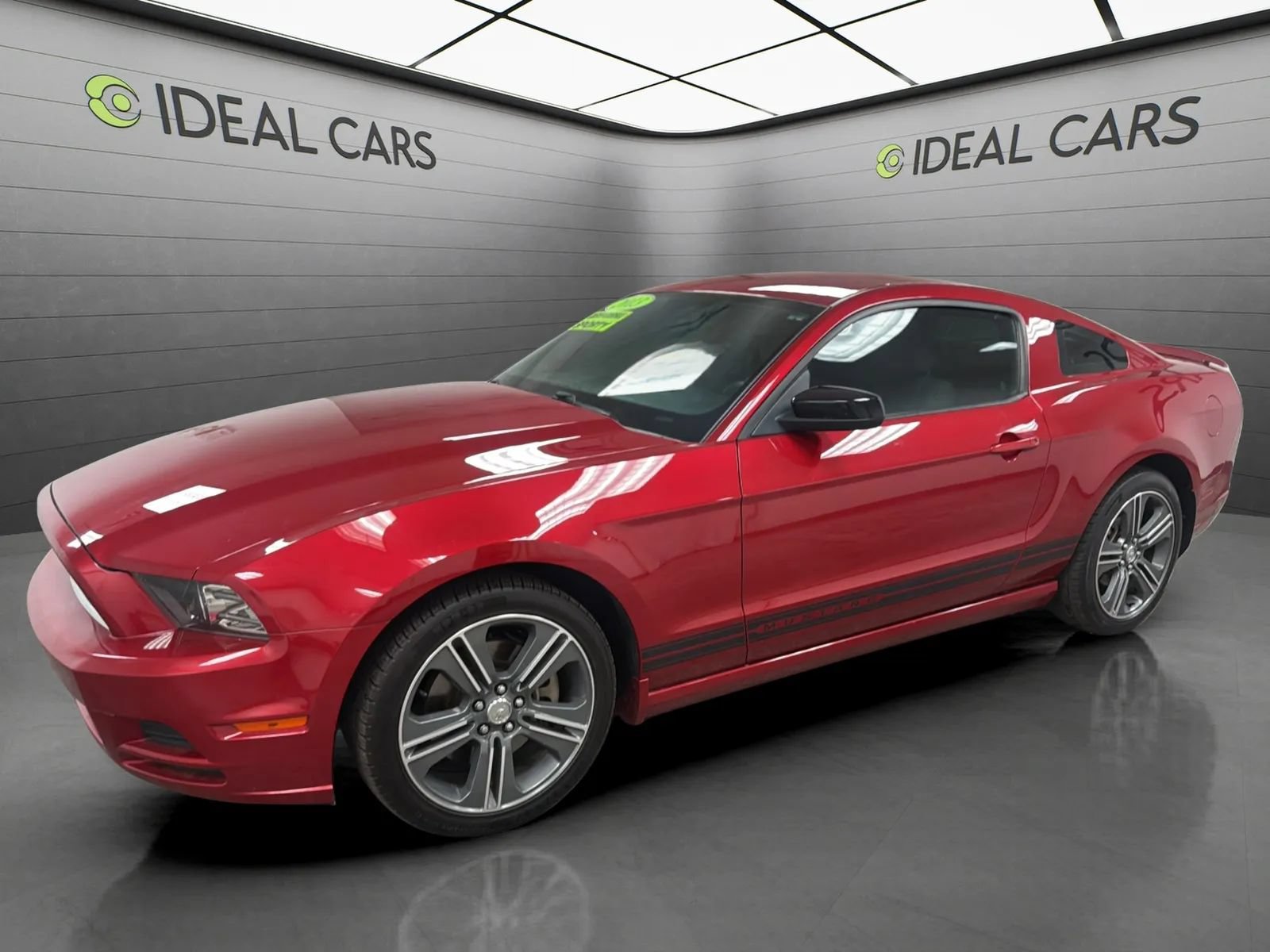 Used 2013 Ford Mustang Coupe w/ V6 Performance Pkg RWD image 1
