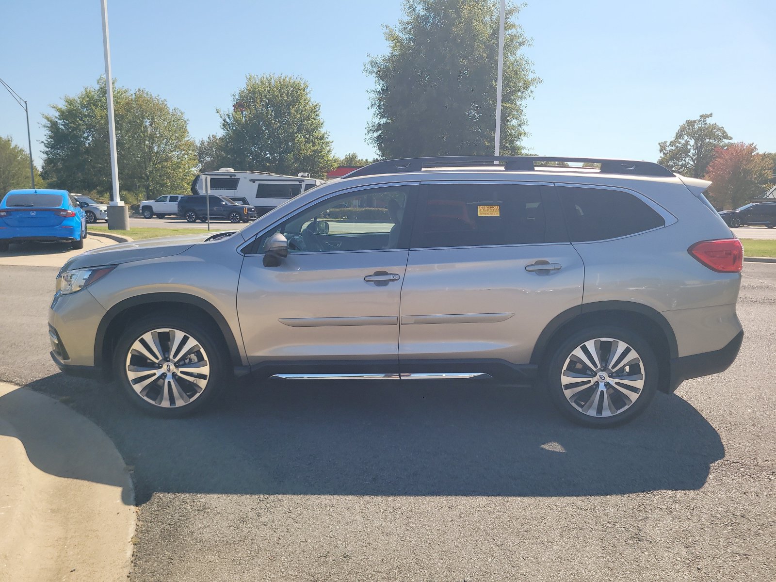 Used 2019 Subaru Ascent Limited w/ Popular Package #2 AWD/4WD image 6