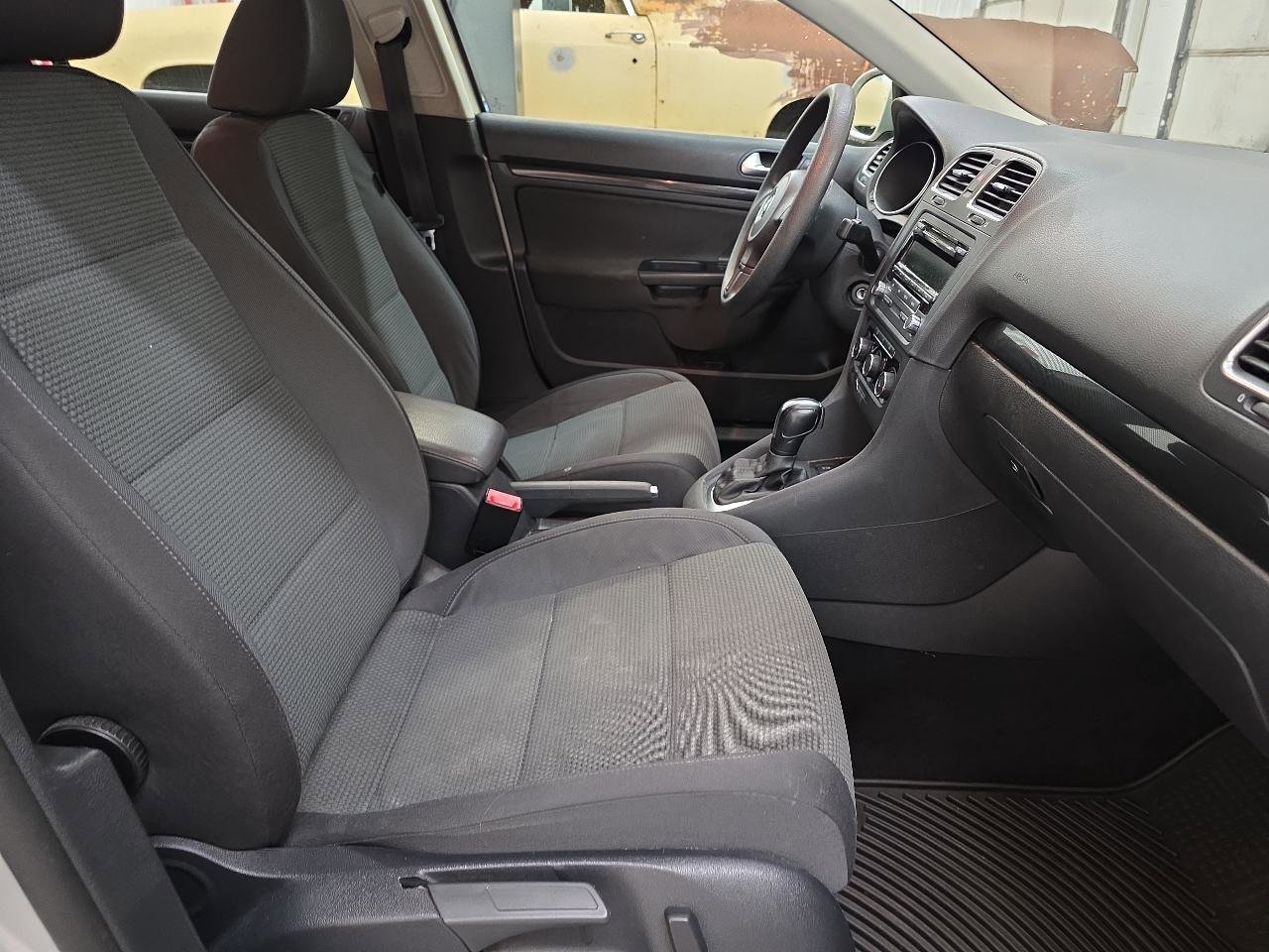 Used 2012 Volkswagen Jetta SE image 36