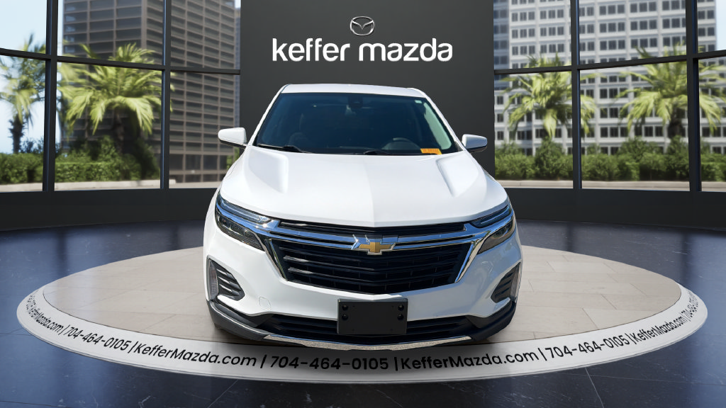 Used 2023 Chevrolet Equinox LT FWD image 2