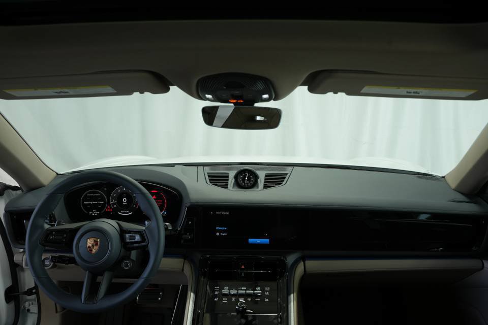 Certified 2025 Porsche Panamera 4 AWD/4WD image 16