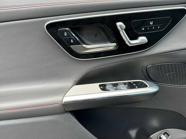Certified 2026 Mercedes-Benz GLC 43 AMG 4MATIC image 11