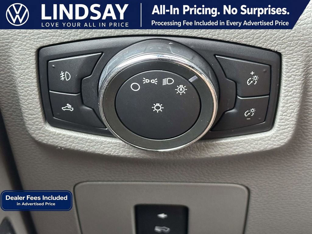 Used 2016 Ford F150 Lariat w/ Equipment Group 502A Luxury AWD/4WD image 23