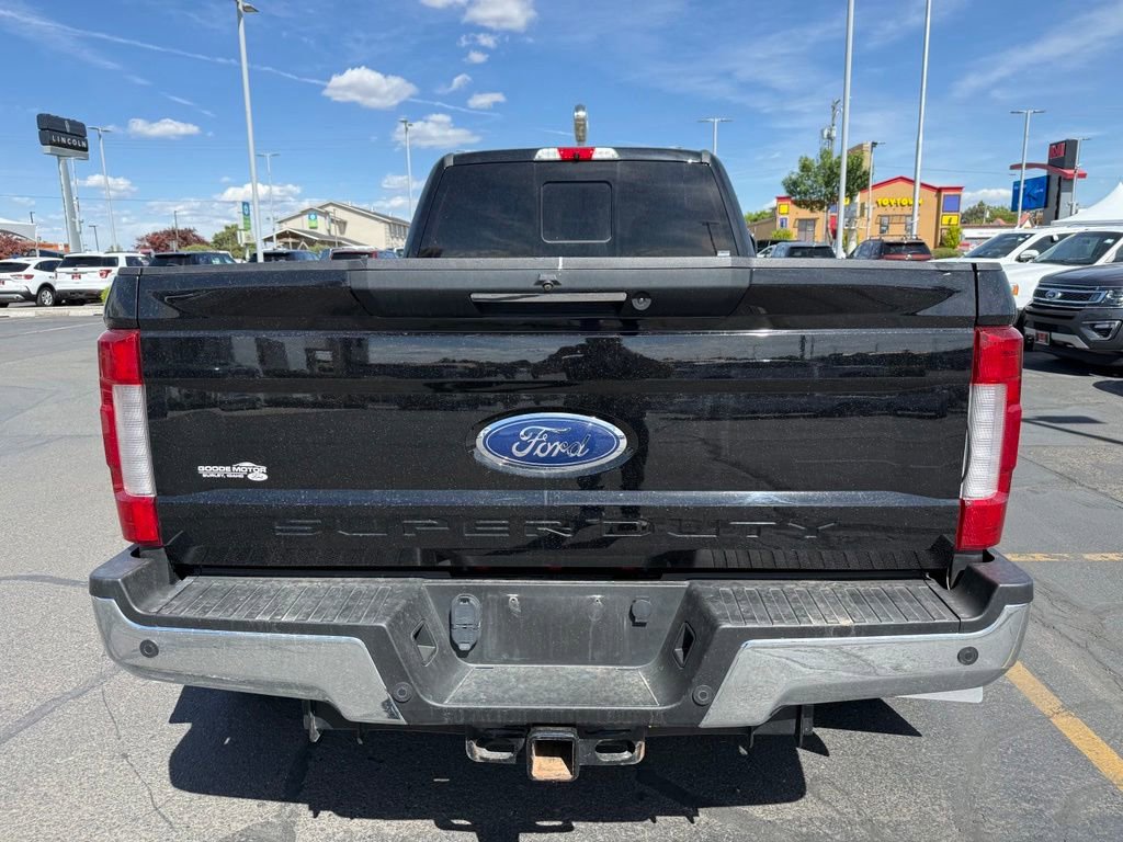 Used 2017 Ford F350 Lariat w/ Lariat Ultimate Package AWD/4WD image 6