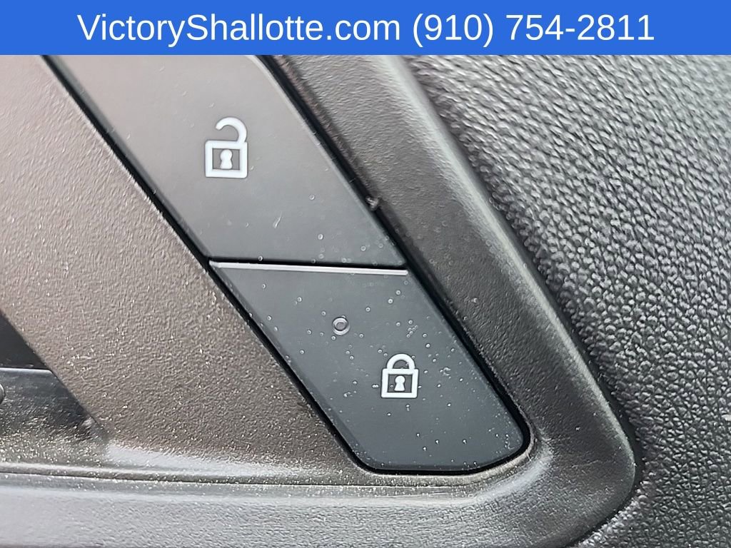 Used 2024 Chevrolet Colorado Trail Boss w/ Technology Package image 18