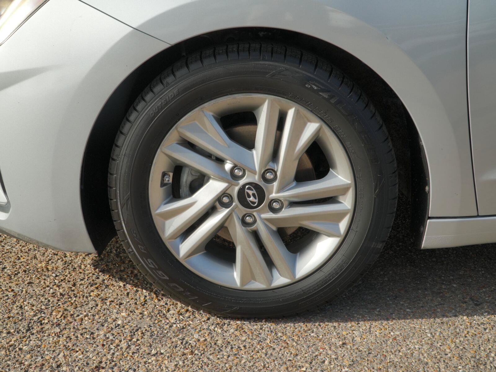 Used 2020 Hyundai Elantra SEL FWD image 16