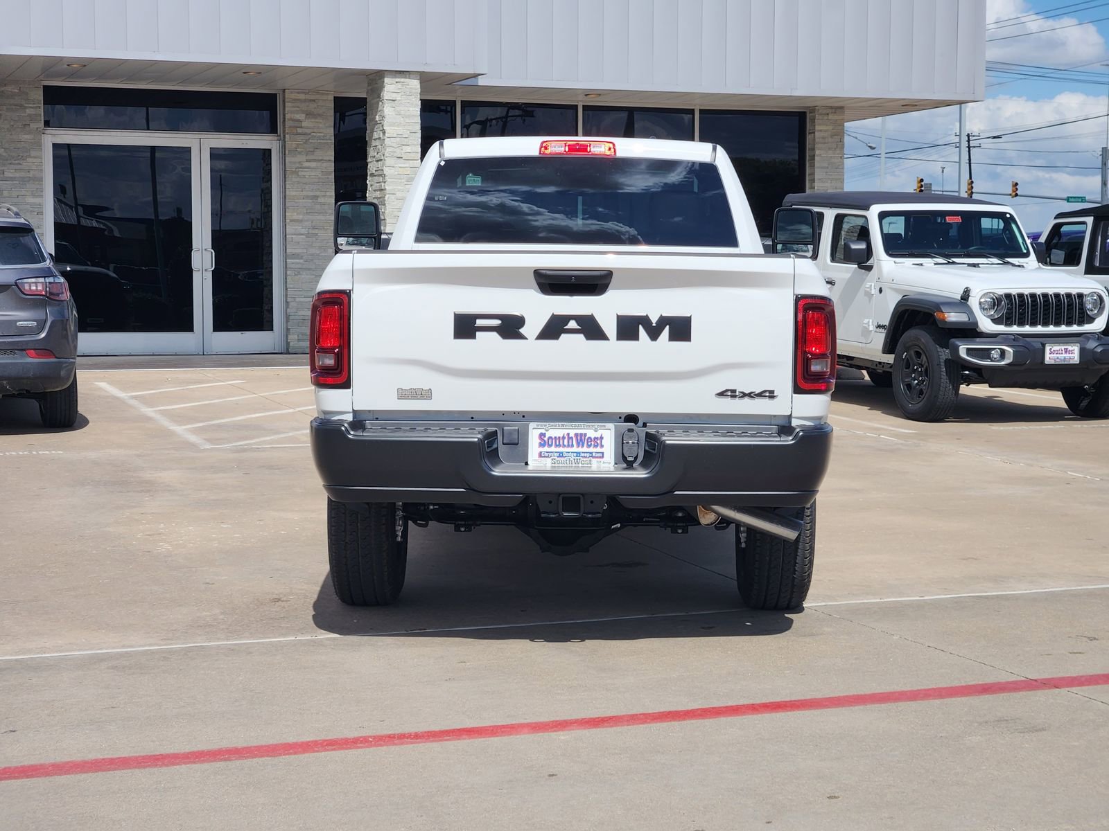 New 2026 RAM 2500 Tradesman AWD/4WD image 8