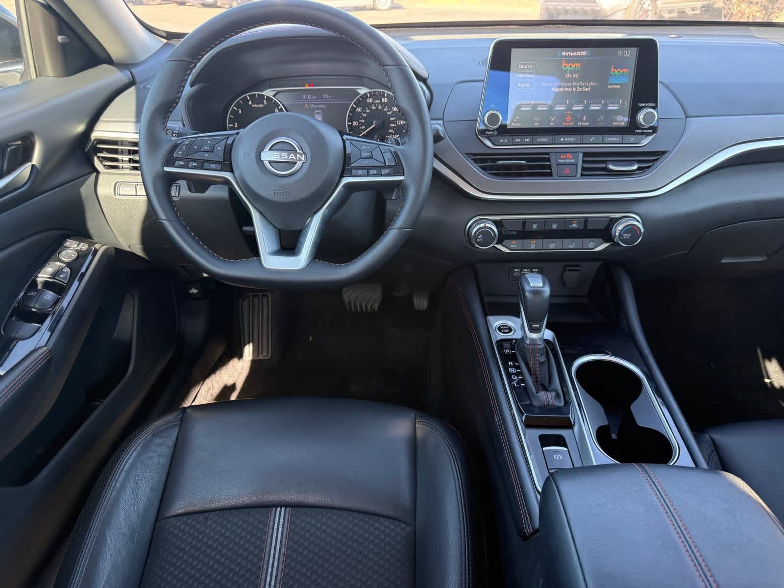 Used 2025 Nissan Altima 2.5 SR AWD/4WD image 26