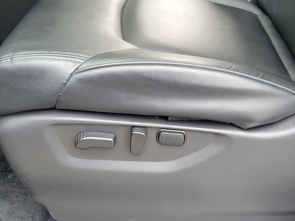 Used 2024 Nissan Armada SV image 20