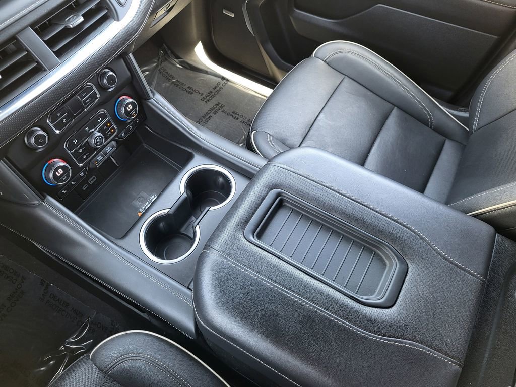 Used 2023 Chevrolet Tahoe Premier AWD/4WD image 16