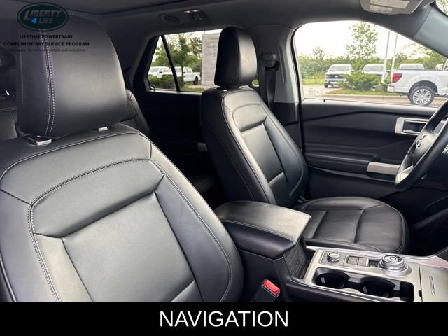 Used 2023 Ford Explorer XLT w/ Equipment Group 202A AWD/4WD image 10