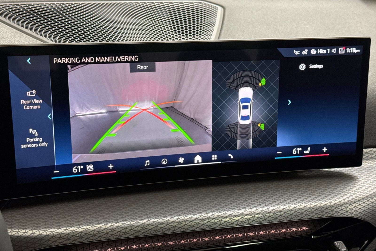 New 2026 BMW 330i Sedan w/ Premium Package image 24