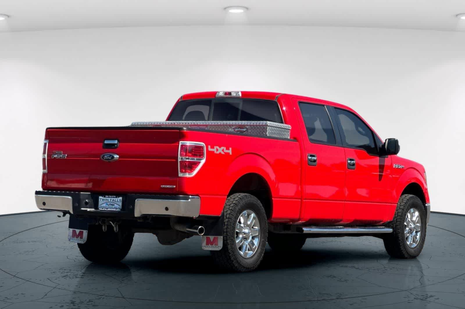 Used 2013 Ford F150 XLT w/ Luxury Equipment Group AWD/4WD image 2