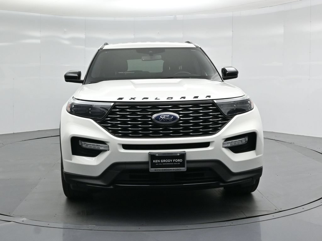 Certified 2023 Ford Explorer ST-Line w/ Class IV Trailer Tow Package RWD image 23