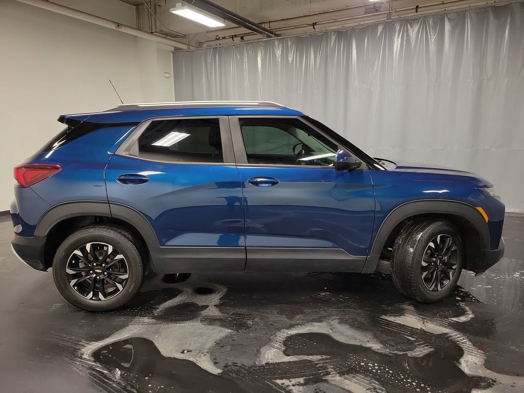 Used 2021 Chevrolet TrailBlazer LT w/ Convenience Package image 9