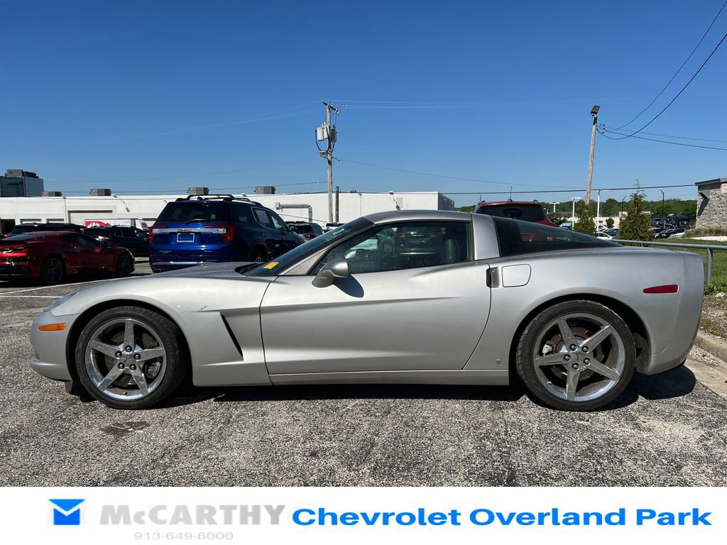 Used 2007 Chevrolet Corvette Coupe w/ Preferred Equipment Group RWD image 6