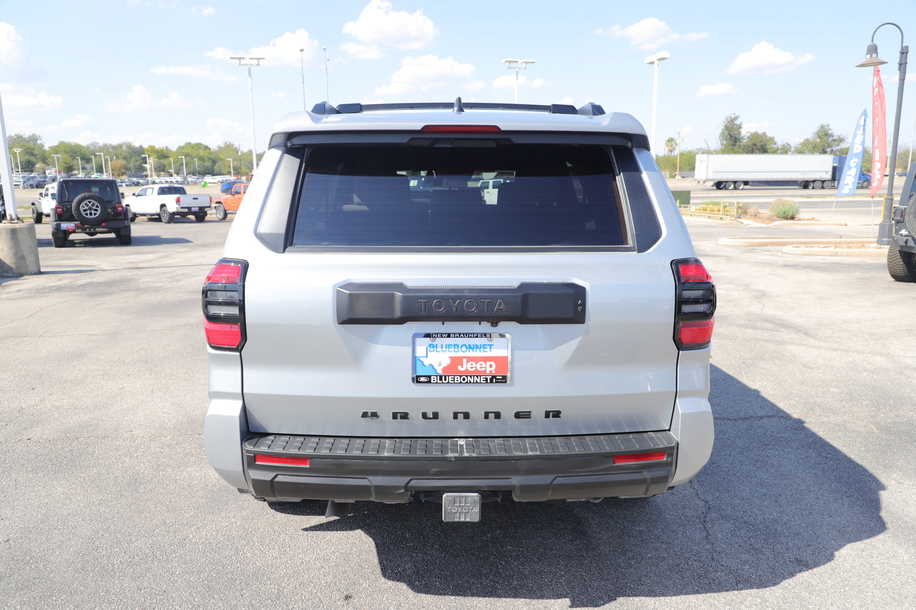 Used 2025 Toyota 4Runner SR5 image 7