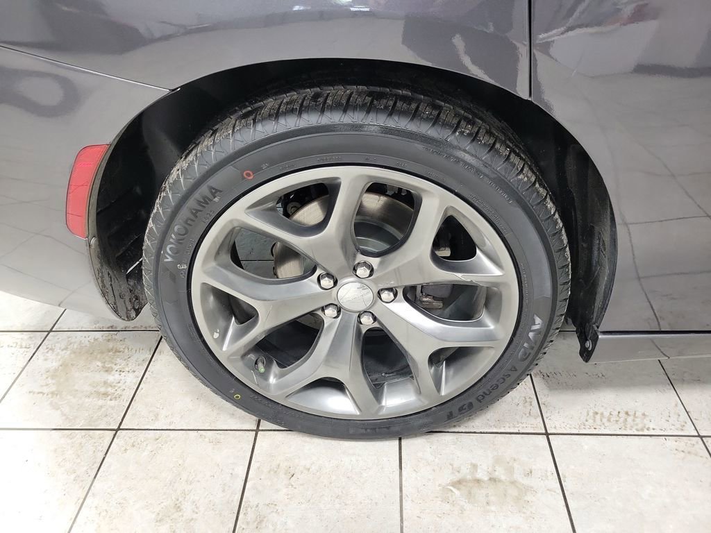 Used 2015 Dodge Charger SXT image 47