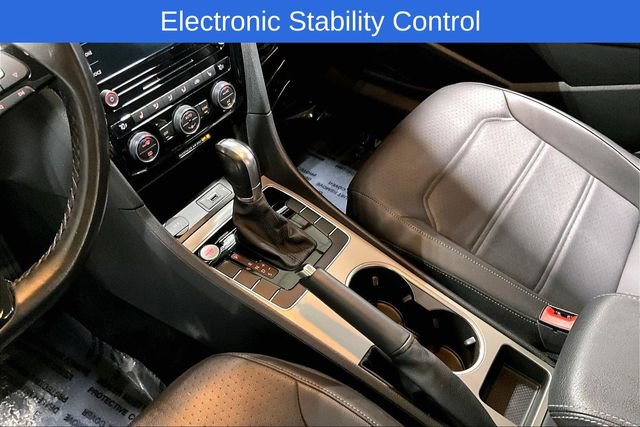 Used 2020 Volkswagen Passat 2.0T SE image 19