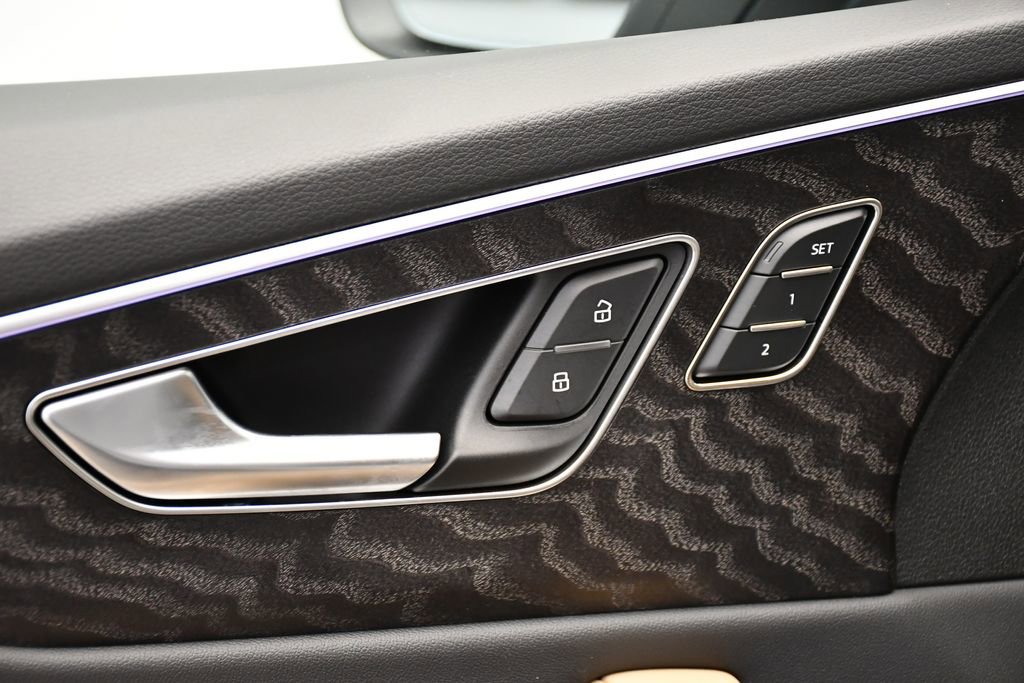 New 2026 Audi Q8 Premium Plus image 33