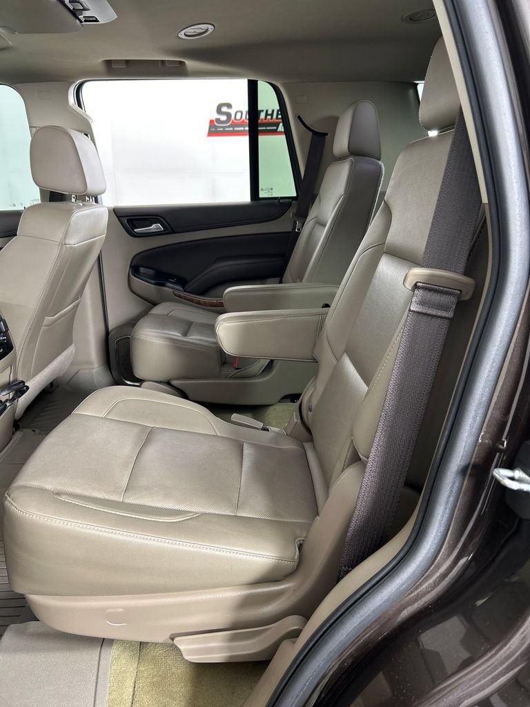 Used 2018 Chevrolet Tahoe Premier AWD/4WD image 16