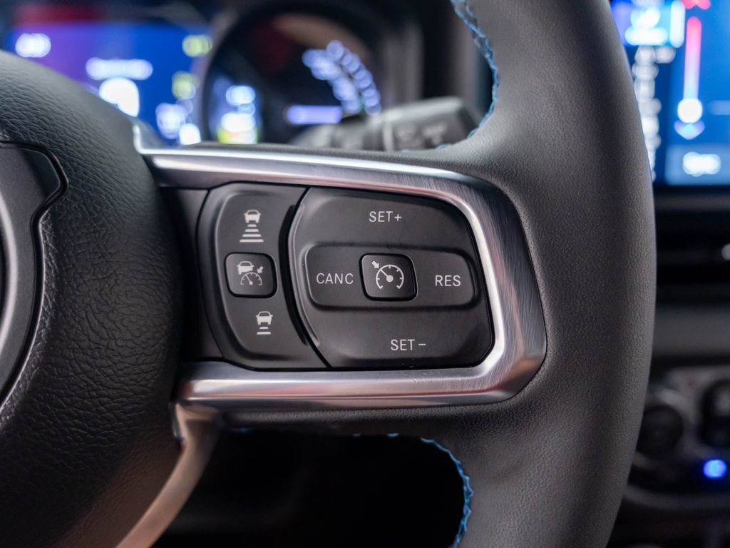 Used 2024 Jeep Wrangler High Altitude AWD/4WD image 34