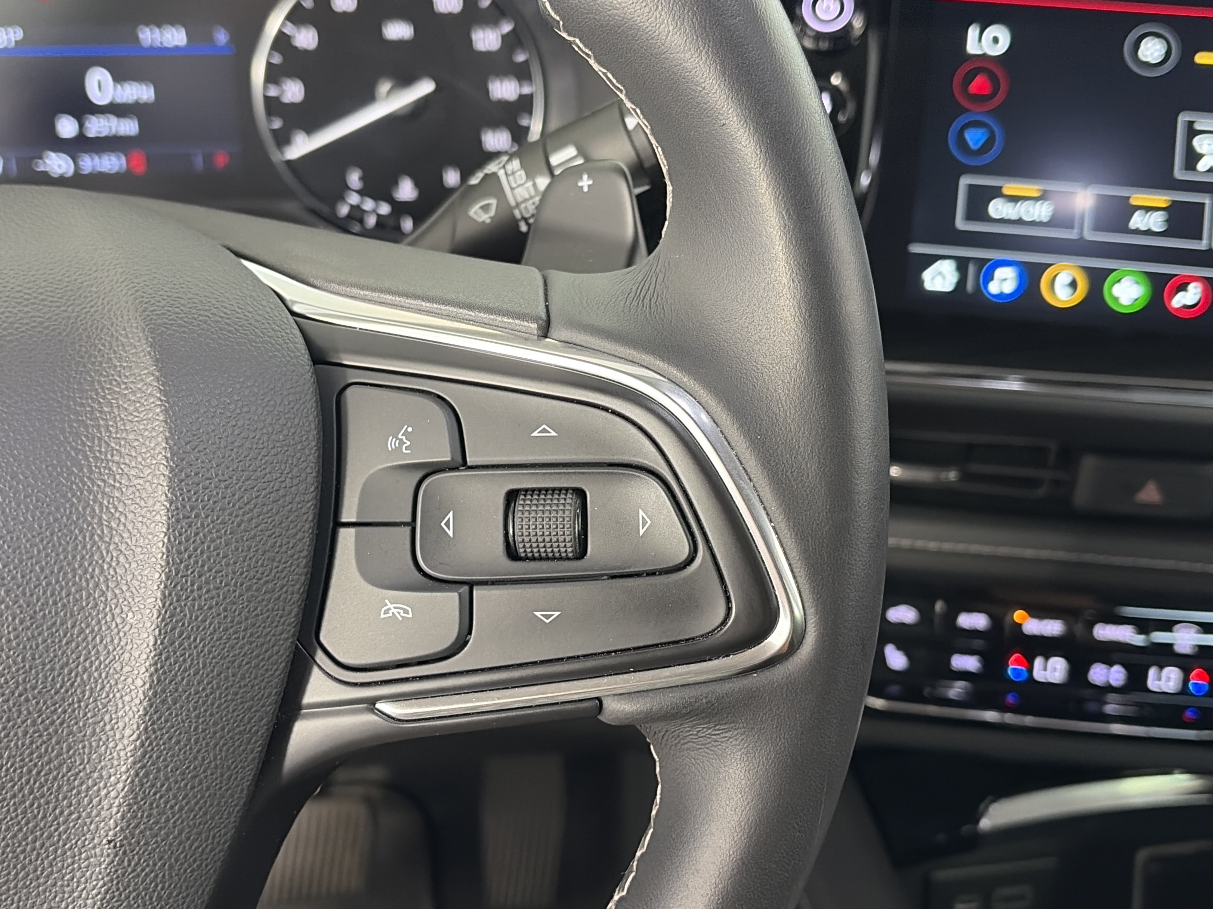 Used 2022 Buick Envision Preferred FWD image 30