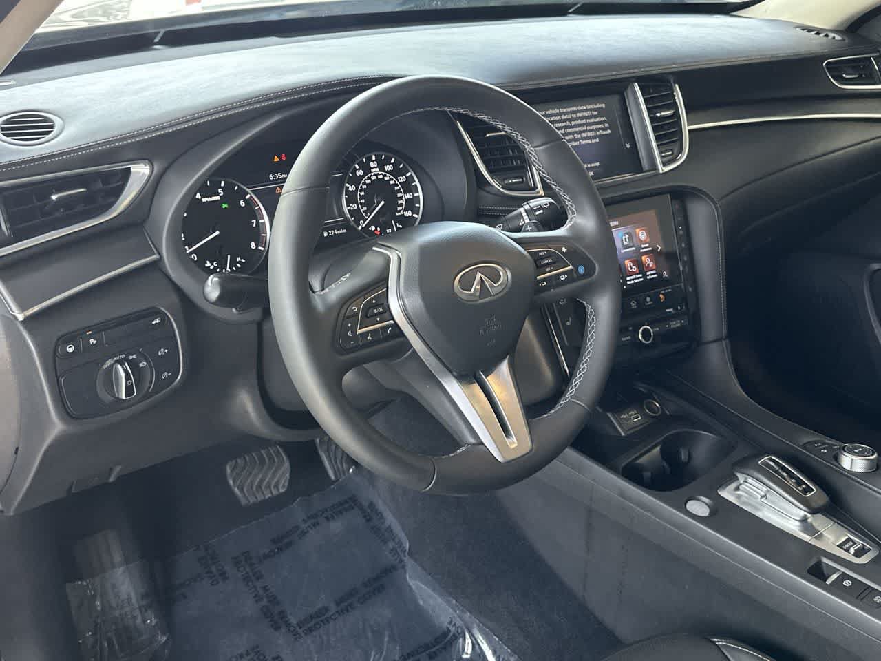 Used 2023 INFINITI QX50 Luxe FWD image 13