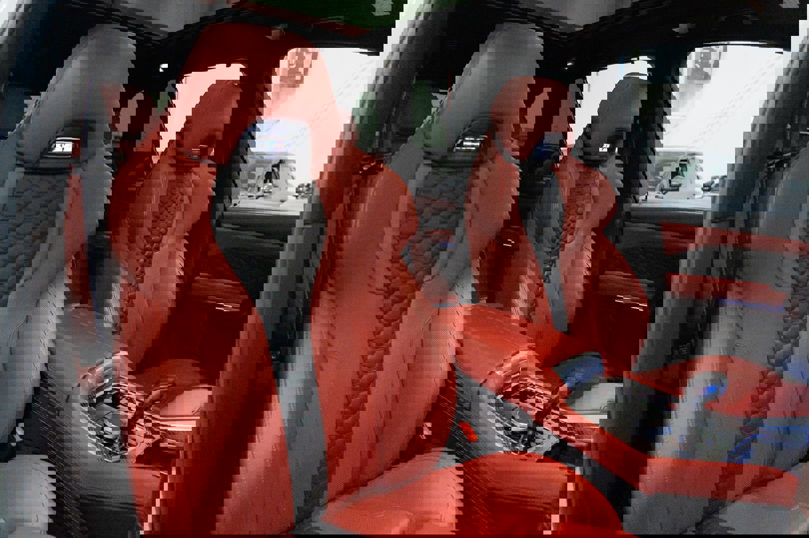 Used 2021 BMW X5 M w/ Competition Package image 36