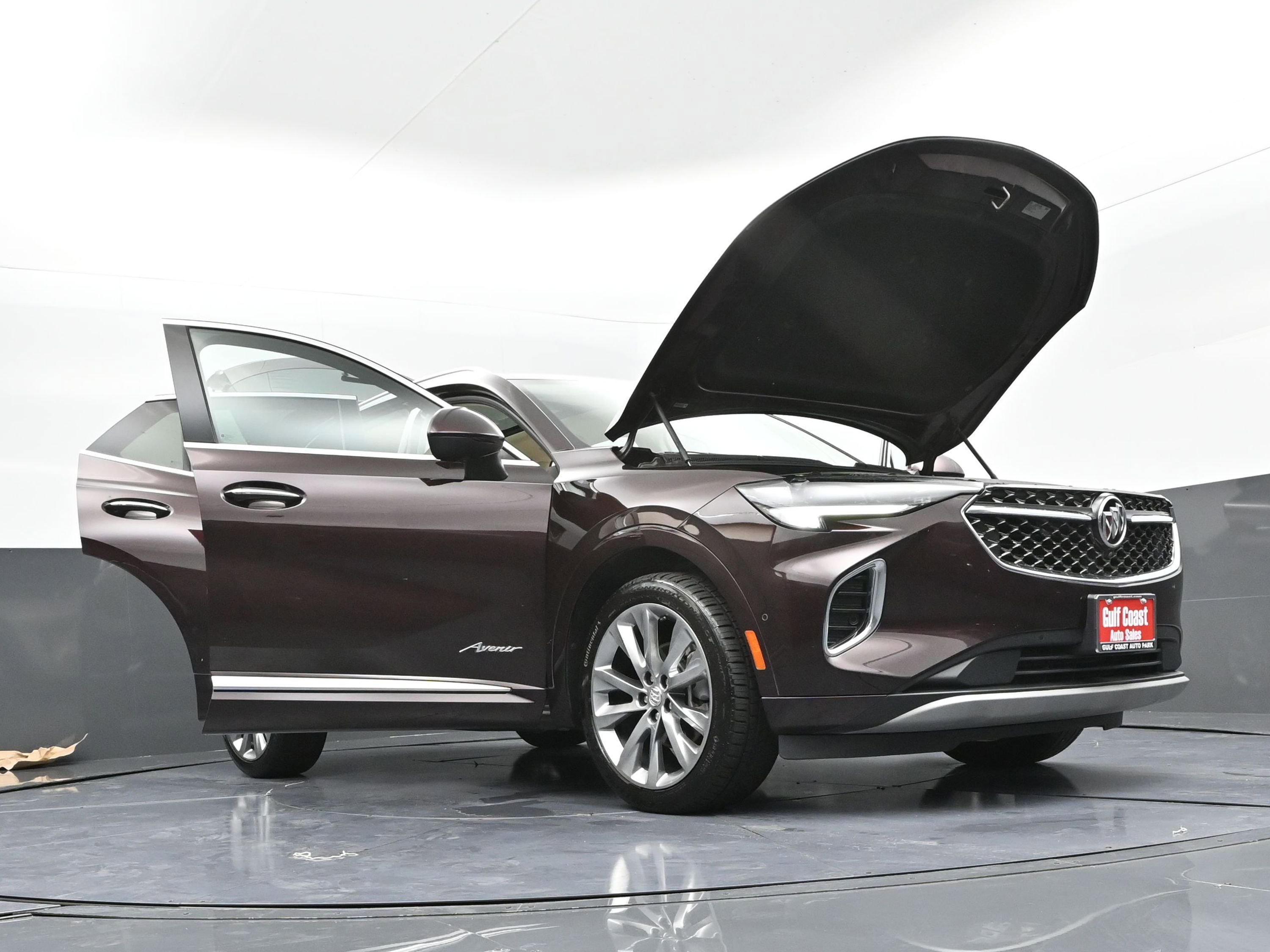 Used 2023 Buick Envision Avenir image 47