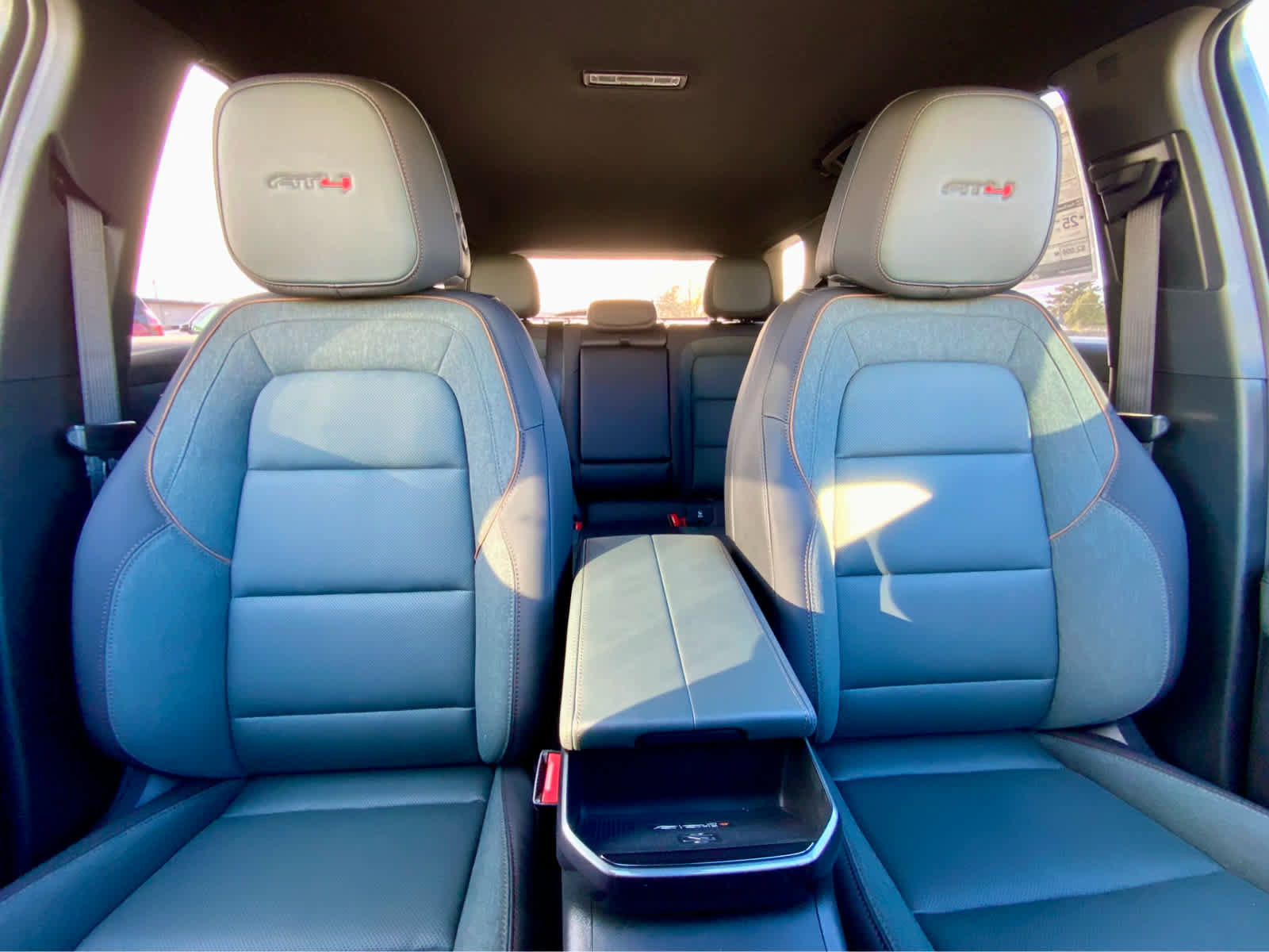 New 2026 GMC Terrain AT4 w/ LPO, Black Badging Package image 28