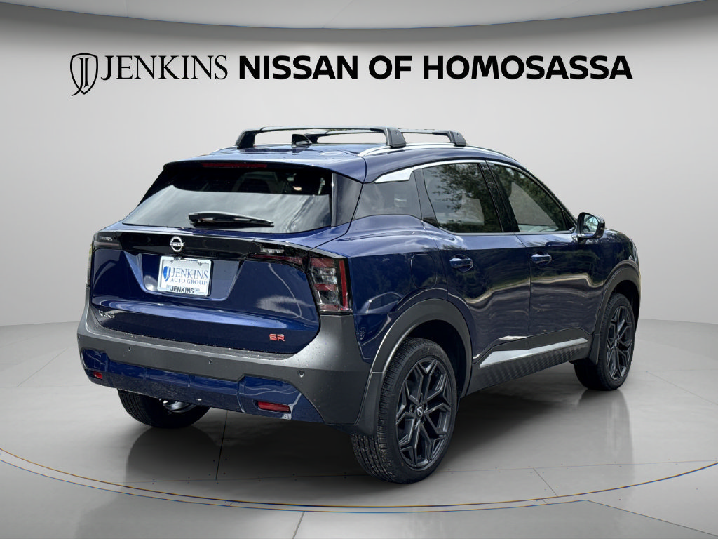 New 2026 Nissan Kicks SR w/ Cold Weather Package FWD image 7