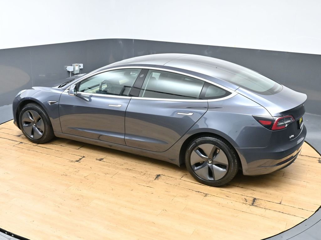 Used 2019 Tesla Model 3 Standard Range image 45