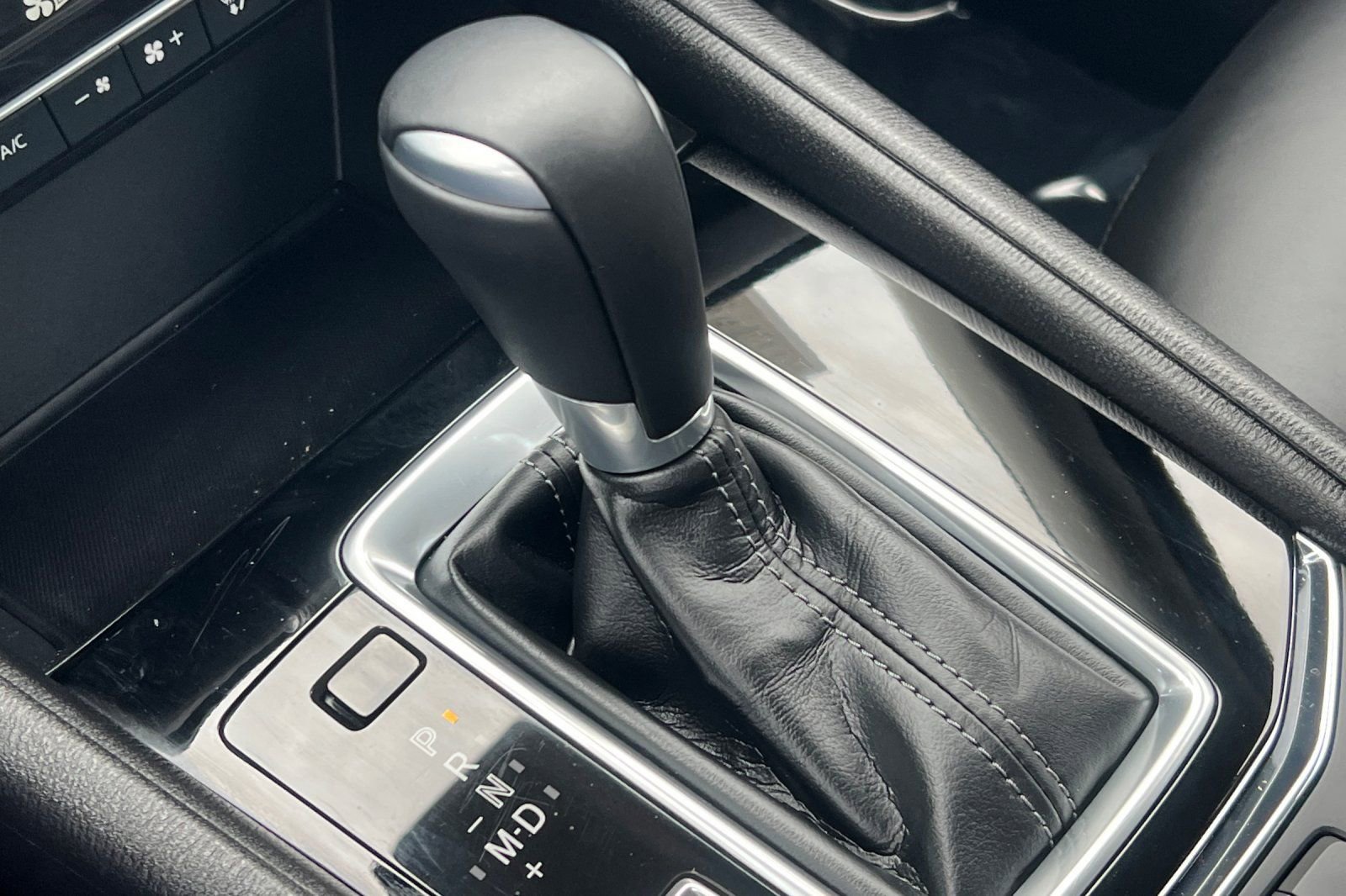 Certified 2025 MAZDA CX-5 AWD 2.5 S w/ Select Package image 19