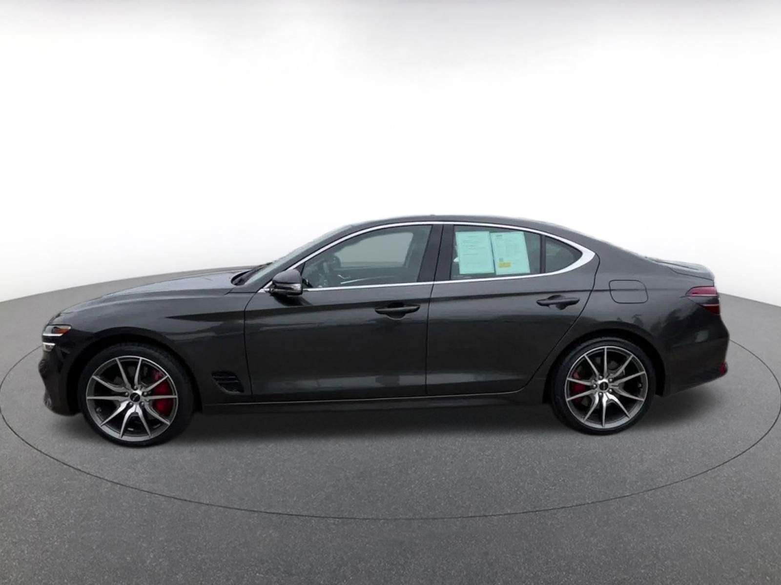 Used 2025 Genesis G70 2.5T AWD/4WD image 9