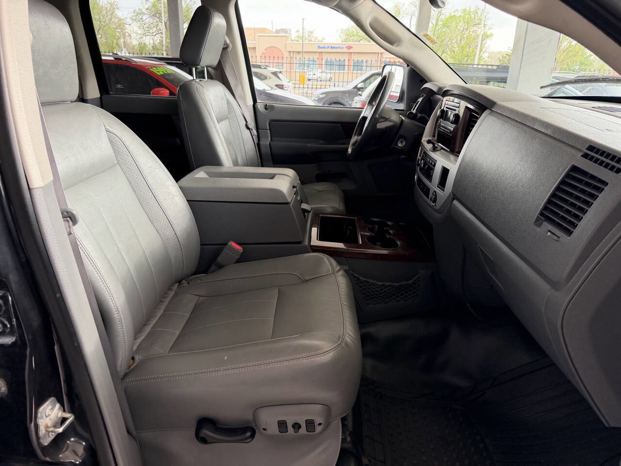 Used 2008 Dodge Ram 3500 Truck Laramie w/ Trailer Tow Group RWD image 9