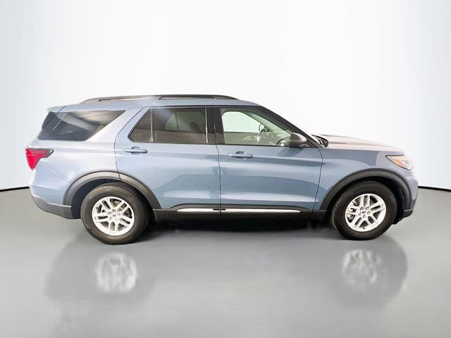 Used 2025 Ford Explorer Active image 9