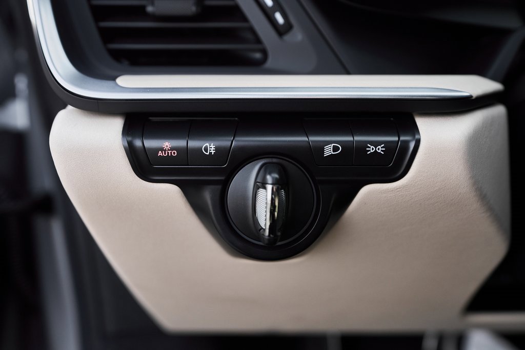 Used 2024 Porsche 911 Turbo S image 43