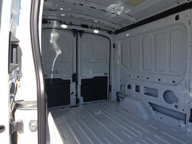 New 2027 Ford Transit 250 148 Medium Roof RWD image 10