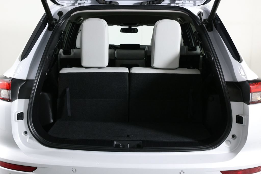 Used 2024 Mitsubishi Outlander SEL FWD image 13