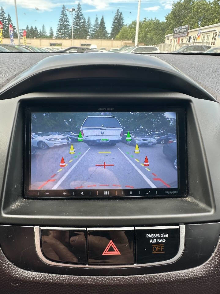 Used 2011 Hyundai Tucson GLS image 16