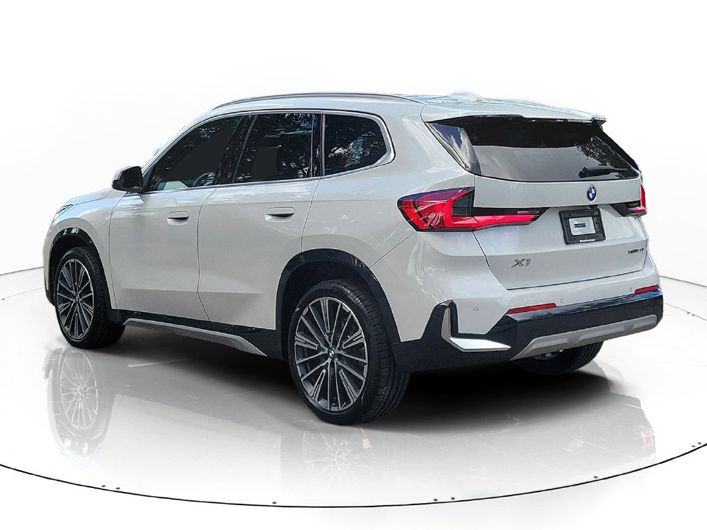 Used 2024 BMW X1 xDrive28i w/ Premium Package AWD/4WD image 4