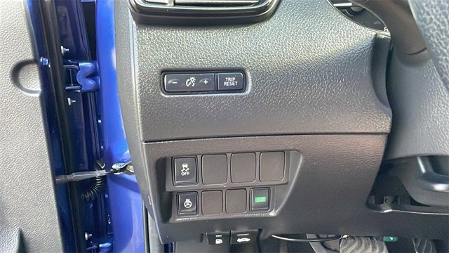 Used 2017 Nissan Rogue Sport SL image 26