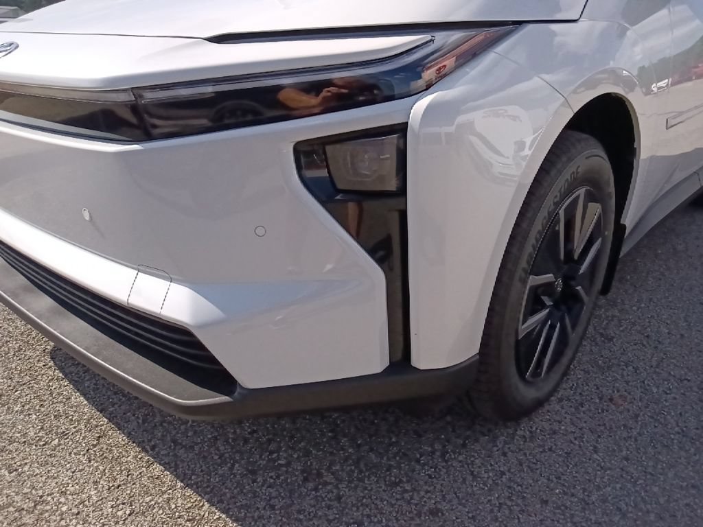 New 2026 Toyota bZ FWD image 9
