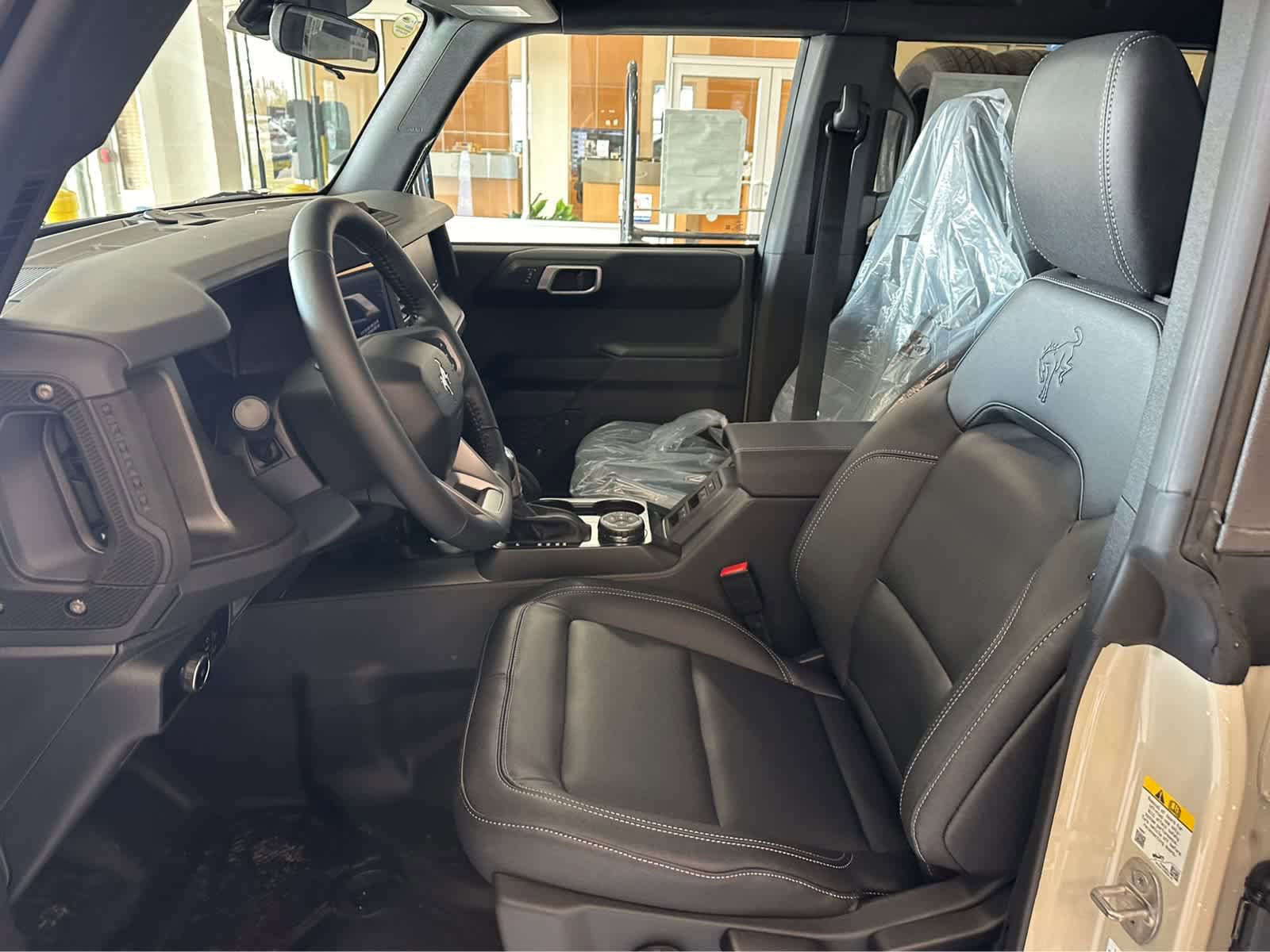 New 2025 Ford Bronco Badlands AWD/4WD image 18