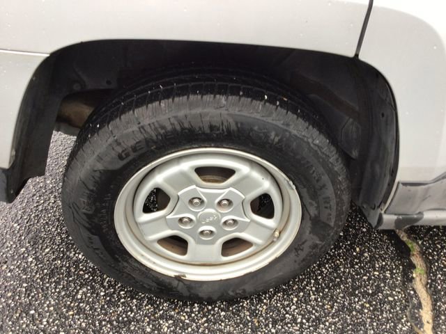 Used 2011 Jeep Patriot Sport FWD image 16